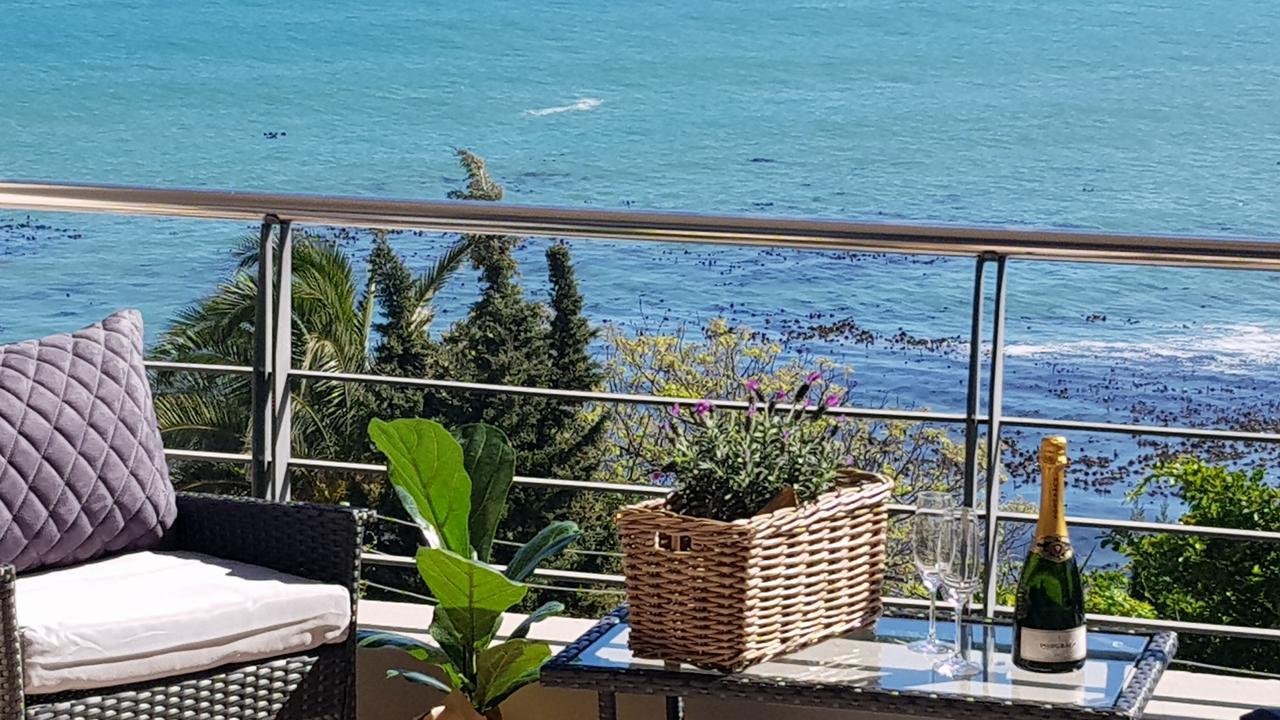 Beta Beach Guest House ケープタウン エクステリア 写真